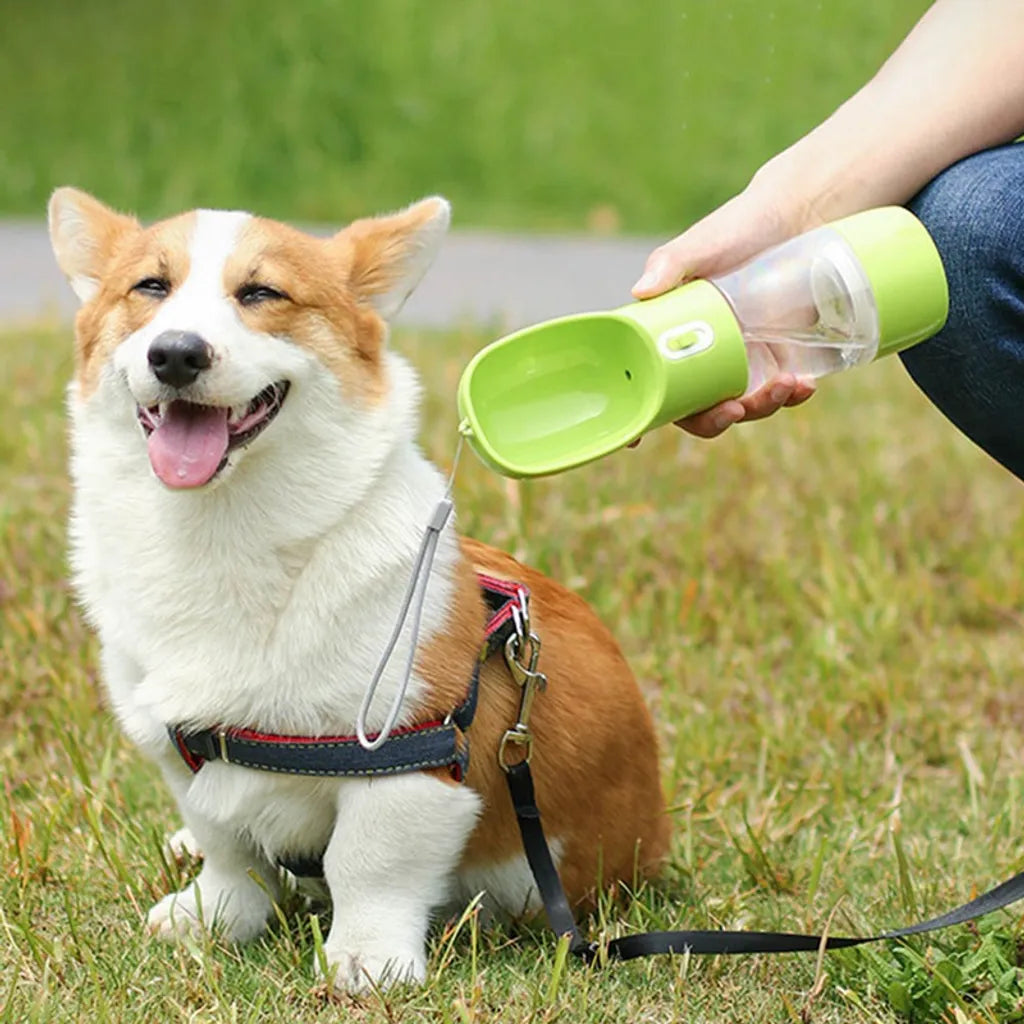  2 In1 258ml Haustier Trinkflasche Hund Katze Wasserflasche Für Unterwegs Mit Futterbehälter Und Wassernapf Tragbare Reisenapf (Grün)
