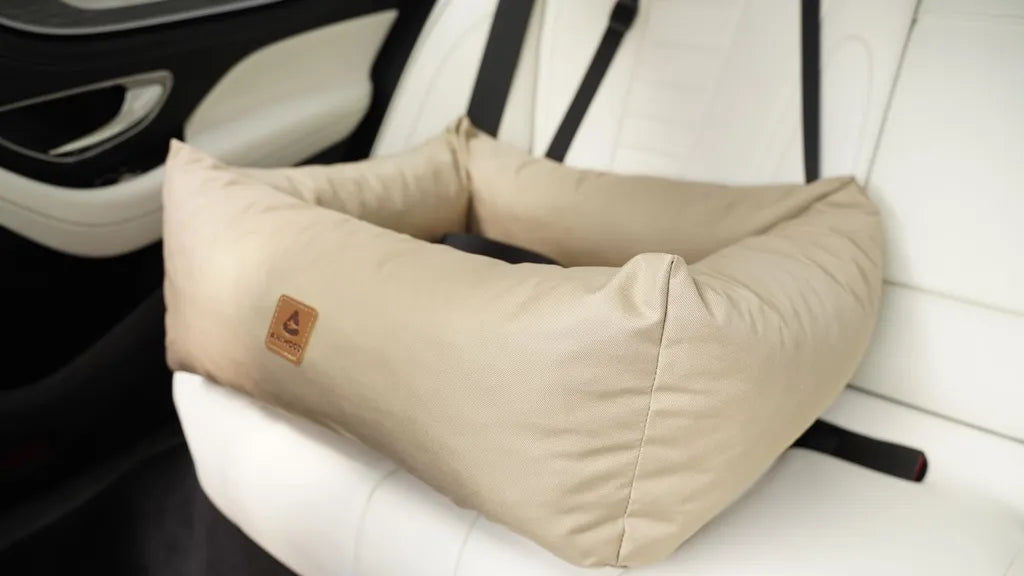  Julian Hundeautositz, Autositz Für Hunde, Autotransport Für Hunde Mit Autogurt, Farbe Creme